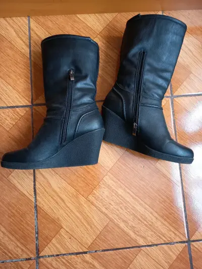 Botas de cuero negras con plataforma - miniatura 4