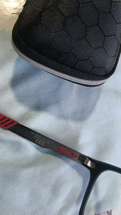 Lentes ópticos Oakley Dehaven gris y rojo - miniatura 4