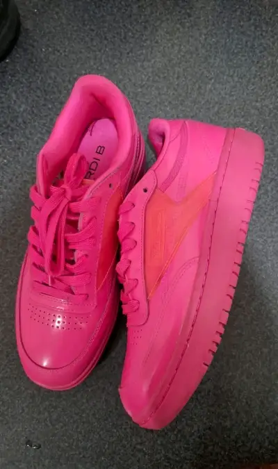 Zapatillas deportivas rosas para mujer - miniatura 1
