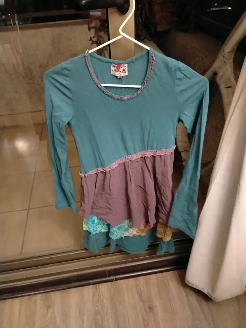 Vestidos umbrales niña y manta de lana de Chiloé - 3