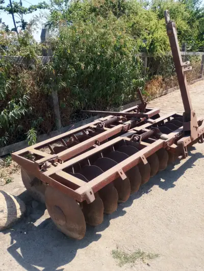 Arado de Discos para Agricultura en Buen Estado - miniatura 1