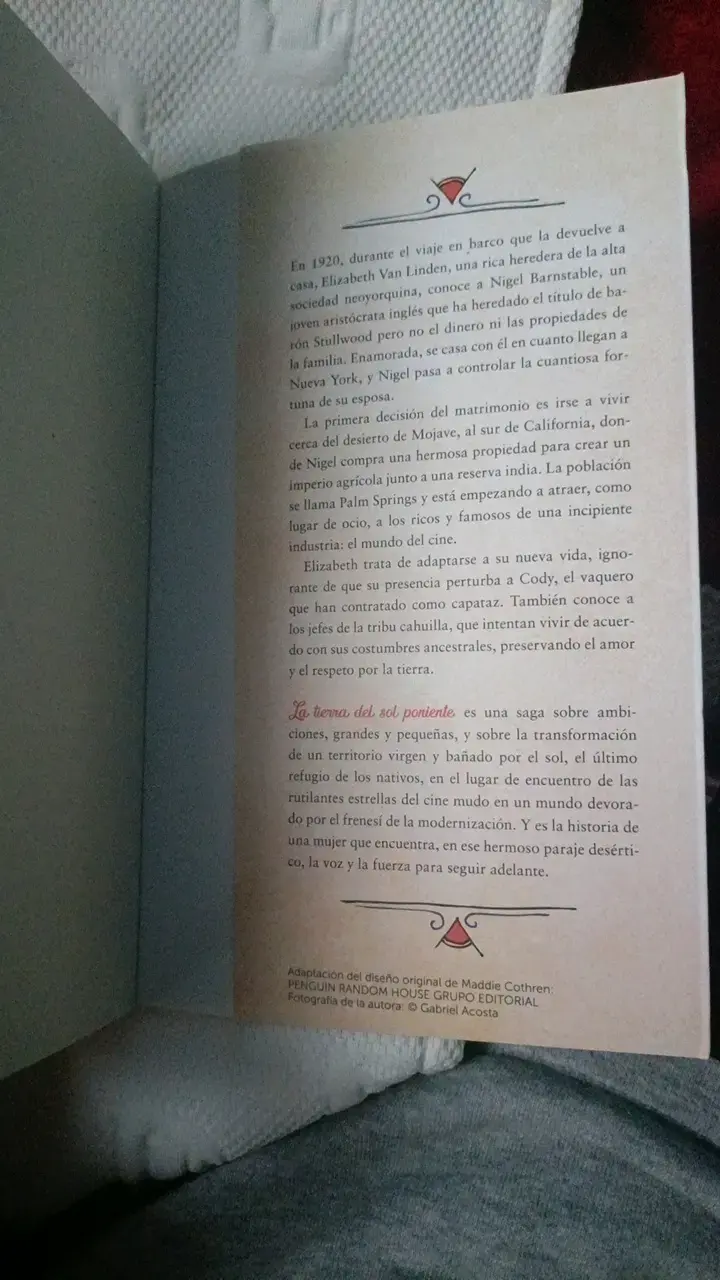 Libro 'La Tierra del Sol Poniente' de Barbara Wood - 4