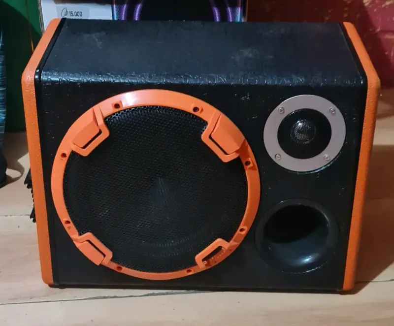 Subwoofer amplificado negro naranja - 2