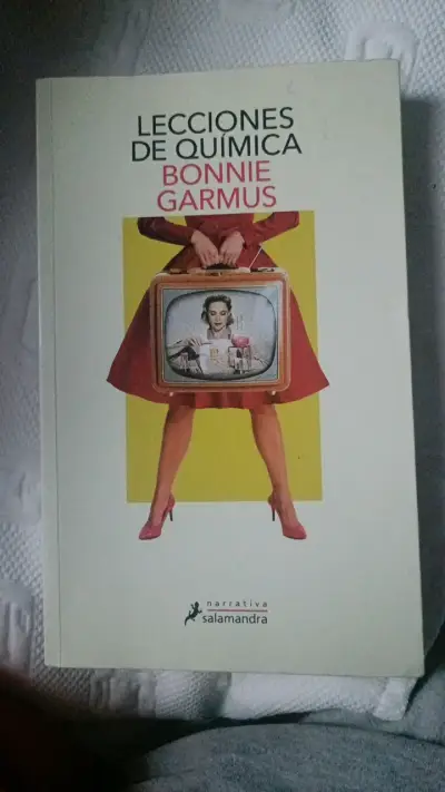 Libro Lecciones de Química de Bonnie Garmus - miniatura 1