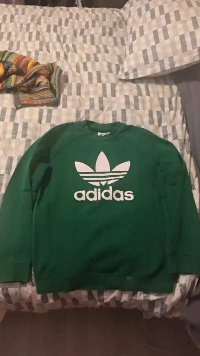 Polerón verde Adidas con logo grande - miniatura 2