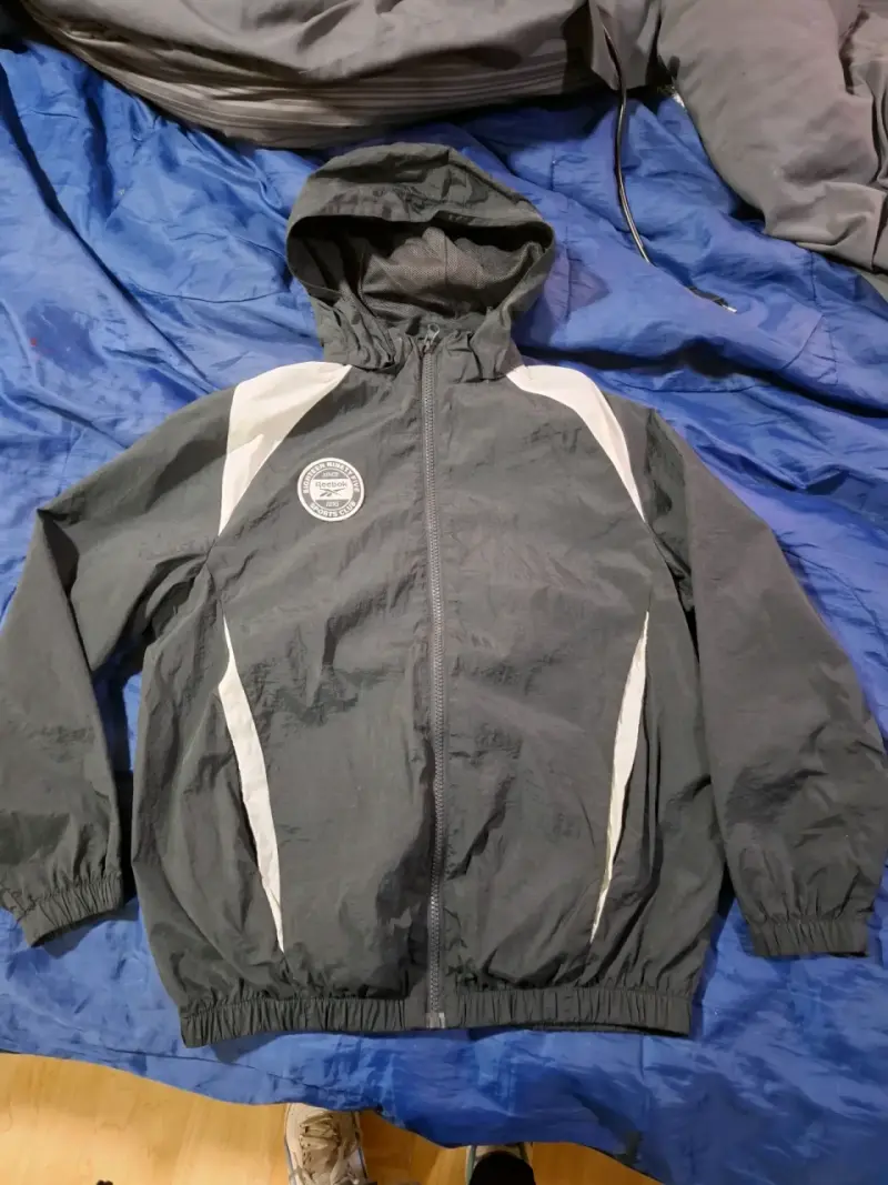 Chaqueta deportiva Reebok con capucha para niños - 1