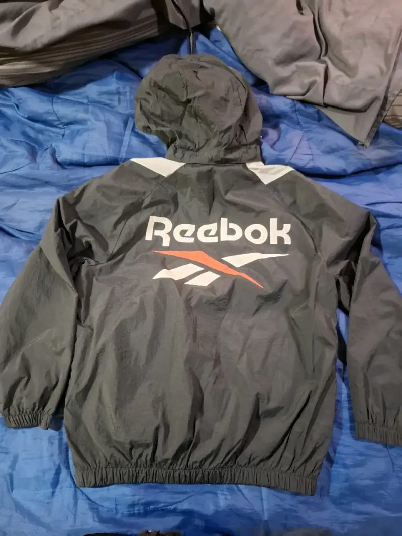 Chaqueta deportiva Reebok con capucha para niños - 2