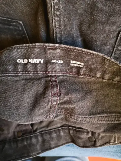 Jeans de Hombre Skinny Old Navy Negro Talla 40x32 - miniatura 3