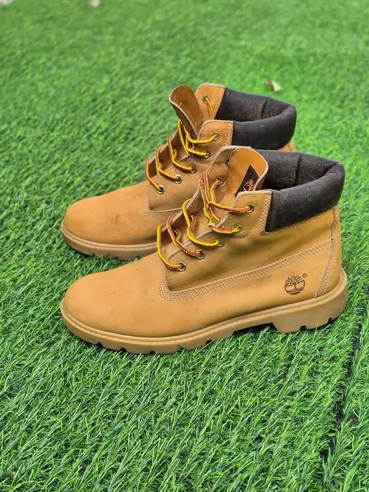 Botas de cuero Timberland amarillas para hombre