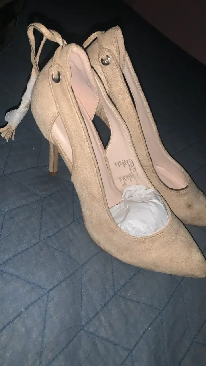 Zapatos de tacón beige Via Uno elegantes - 2