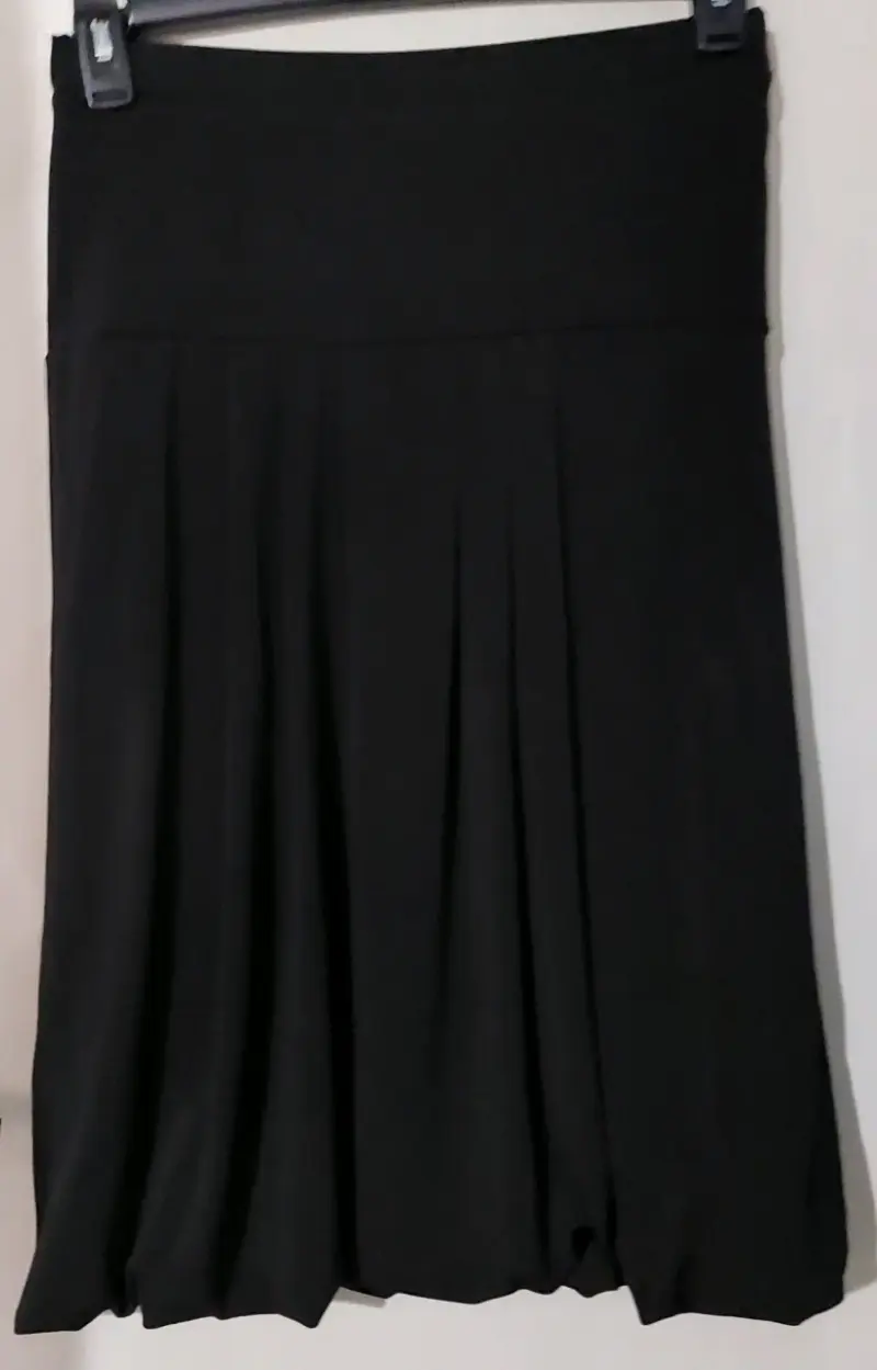 Falda negra plisada Liola talla M - 1