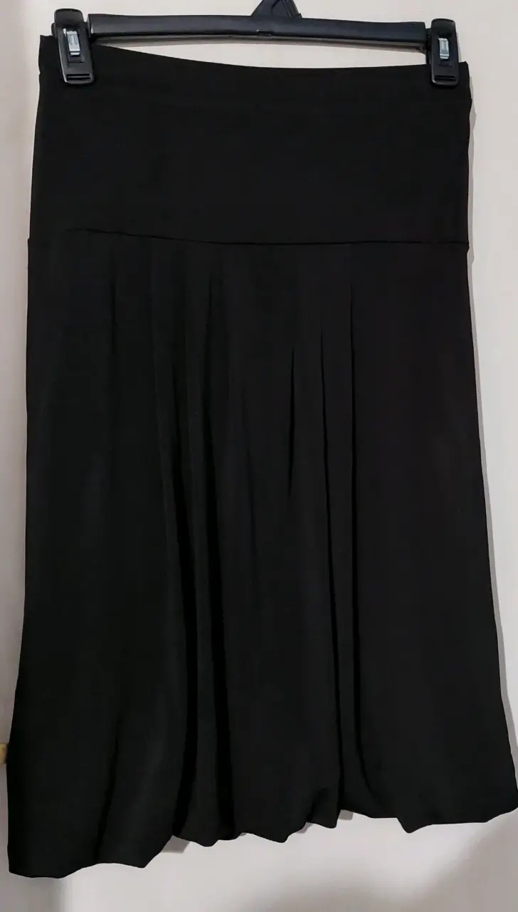 Falda negra plisada Liola talla M - 3
