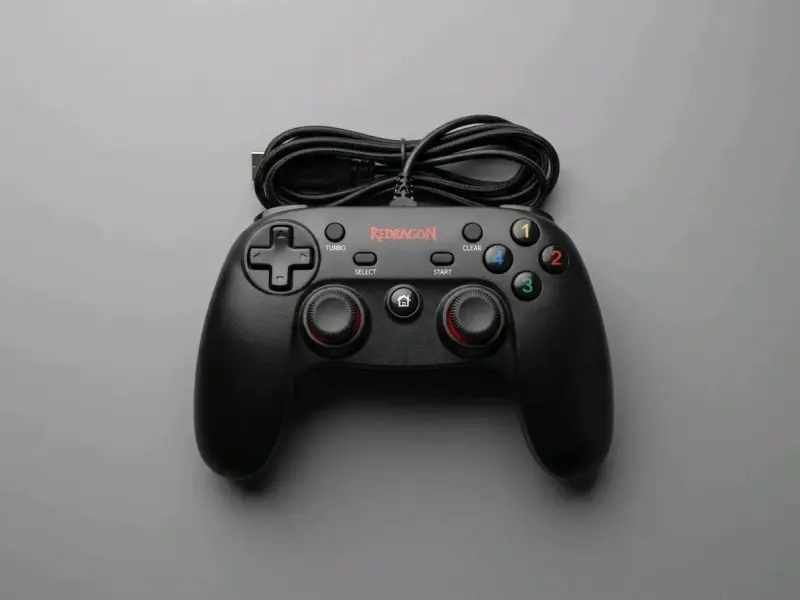 Control Redragon (PS3/PC) - 2