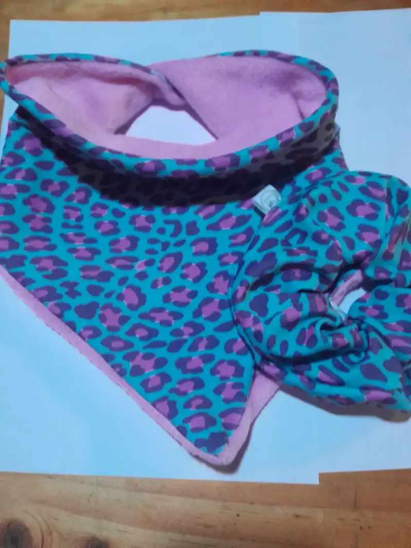 Set de bandana y Scrunchies Estampados para Bebé - 1