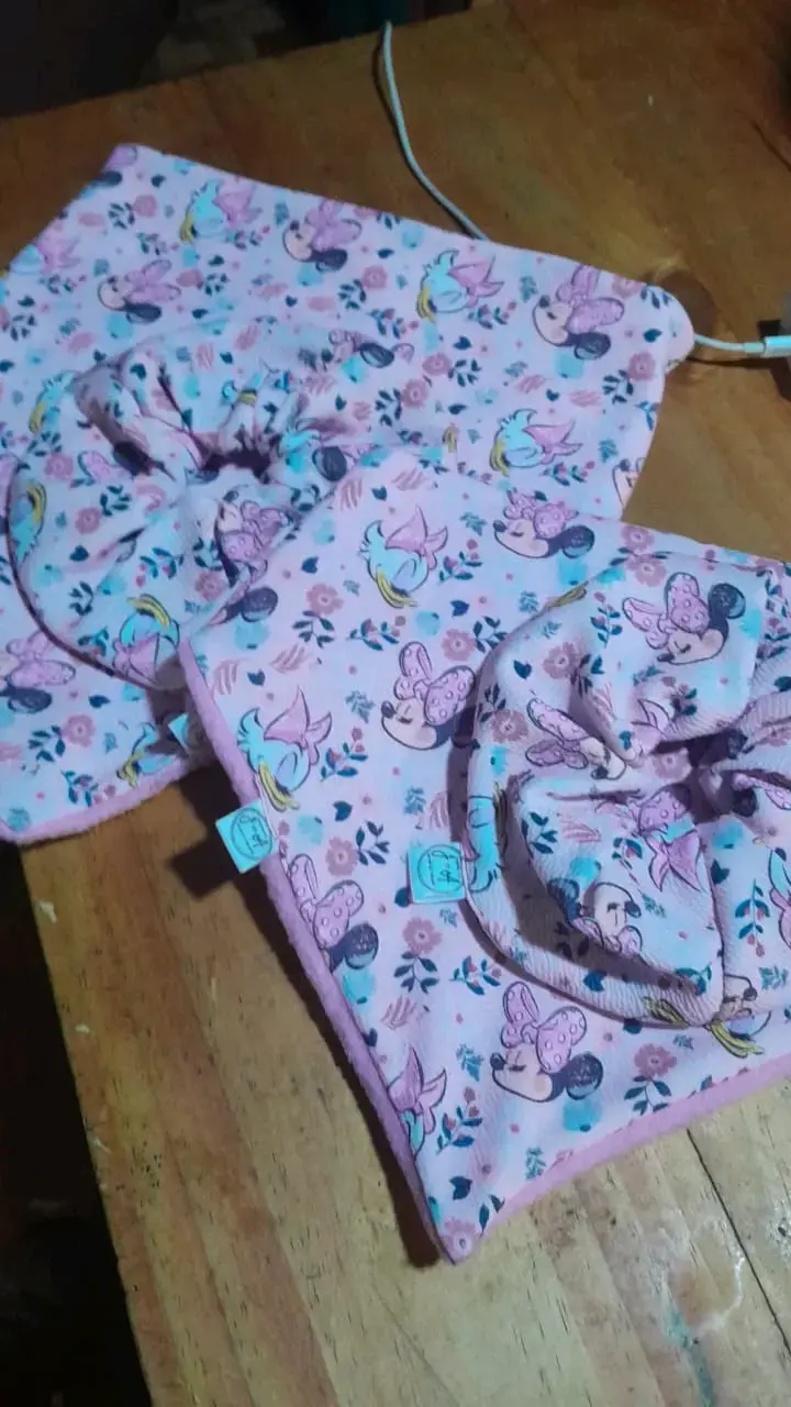 Set de bandana y Scrunchies Estampados para Bebé - 2