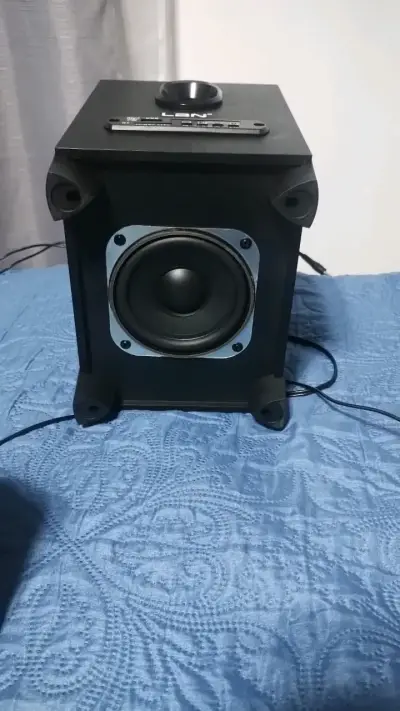 Subwoofer para PC laptop - miniatura 3