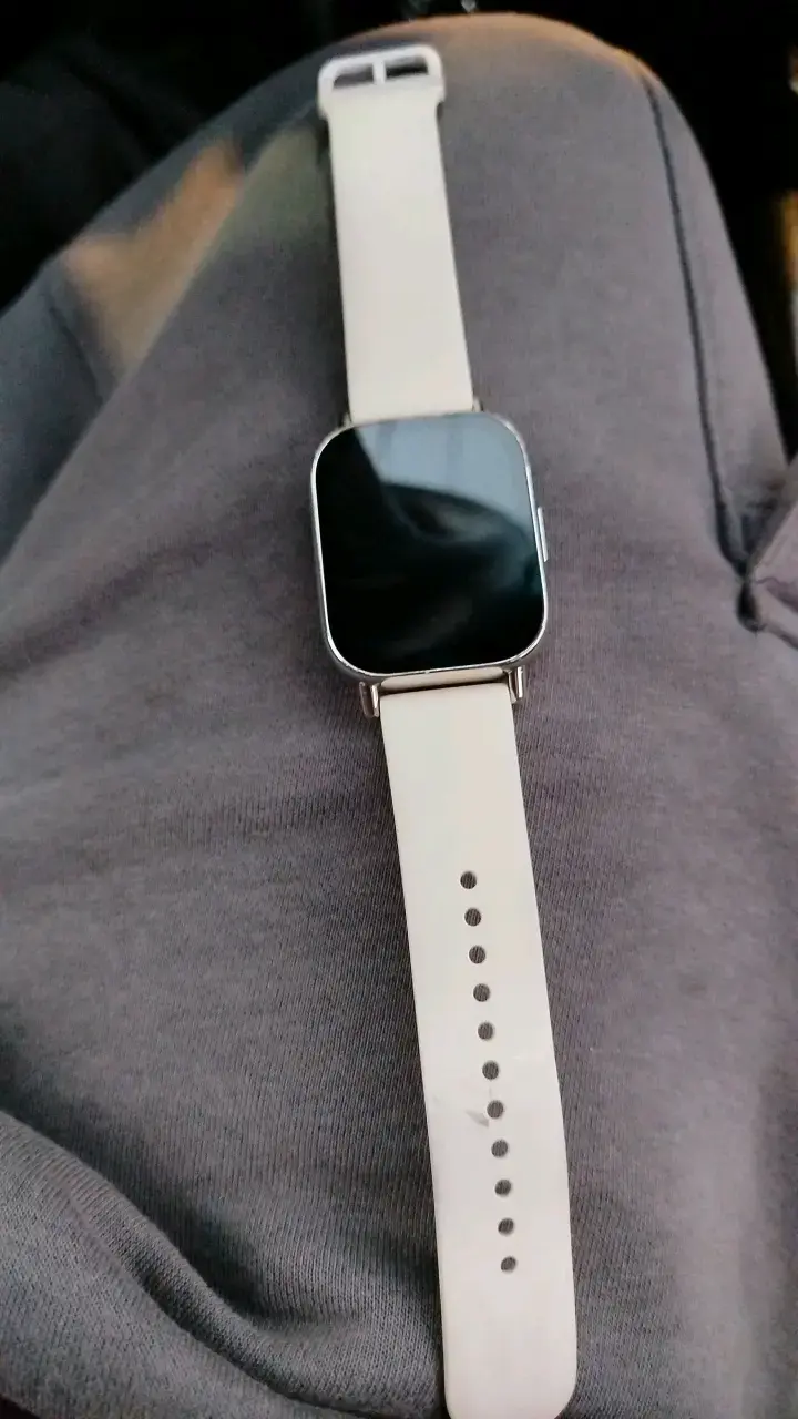 Smartwatch Redmi con correa blanca - 2