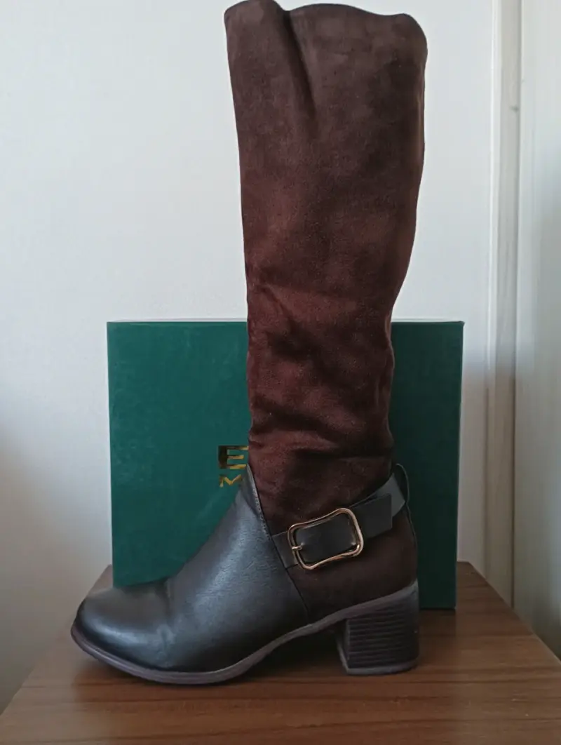 Botas de cuero y gamuza marrón con hebilla - 1