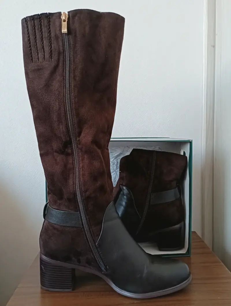 Botas de cuero y gamuza marrón con hebilla - 2
