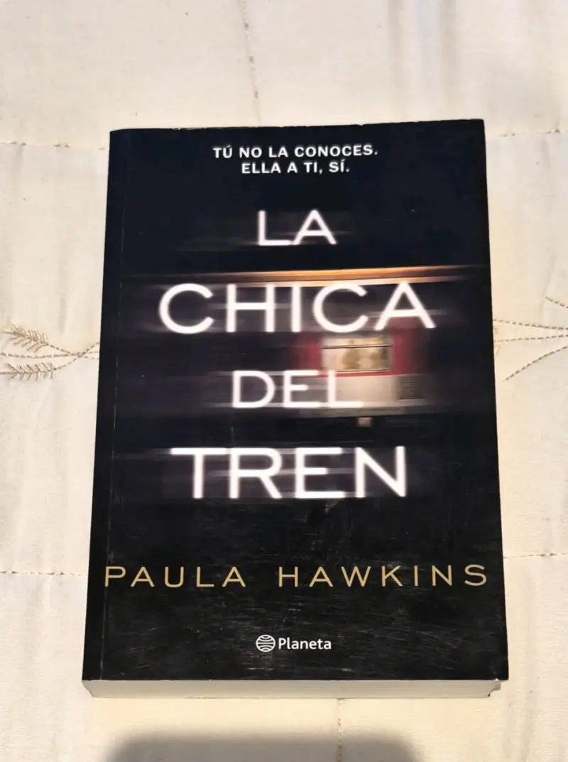 Libro 'La Chica del Tren' de Paula Hawkins - 1