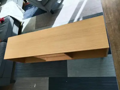 Mueble de TV de madera con estantes - miniatura 3