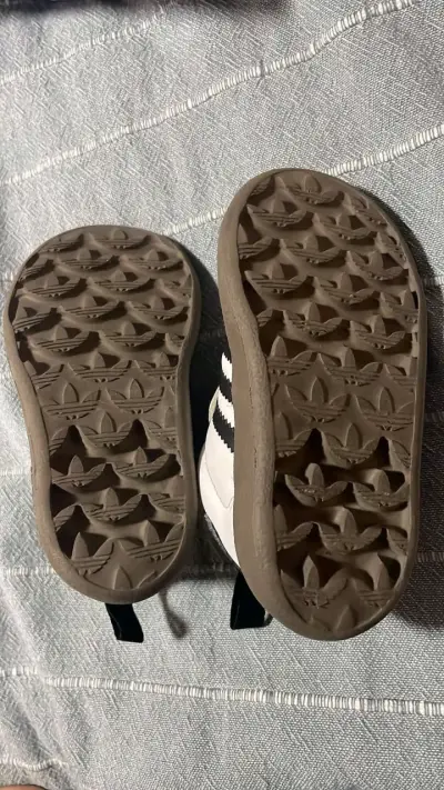 Zapatillas Adidas Samba para niños, talla 20 - miniatura 3