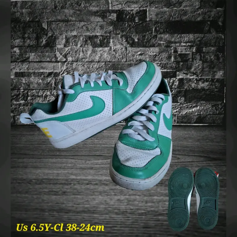 Zapatillas deportivas verde y blanco talla 38