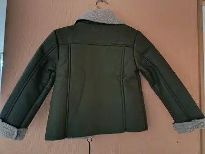 Chaqueta de niña verde con forro polar - miniatura 3