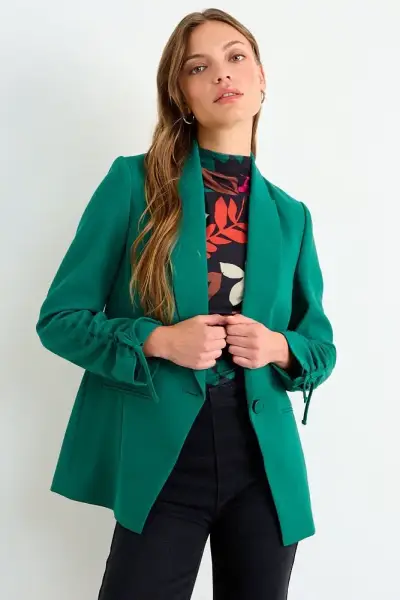 Blazer verde esmeralda IO nuevo talla 38 - miniatura 2
