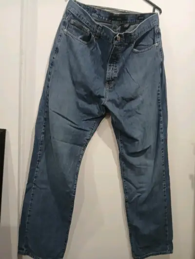 Jeans Calvin Klein para hombre talla 36 - miniatura 1