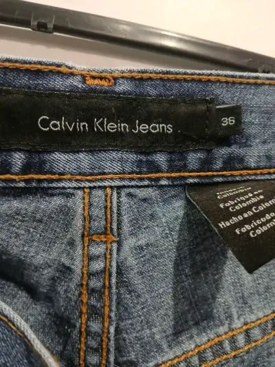 Jeans Calvin Klein para hombre talla 36 - miniatura 3