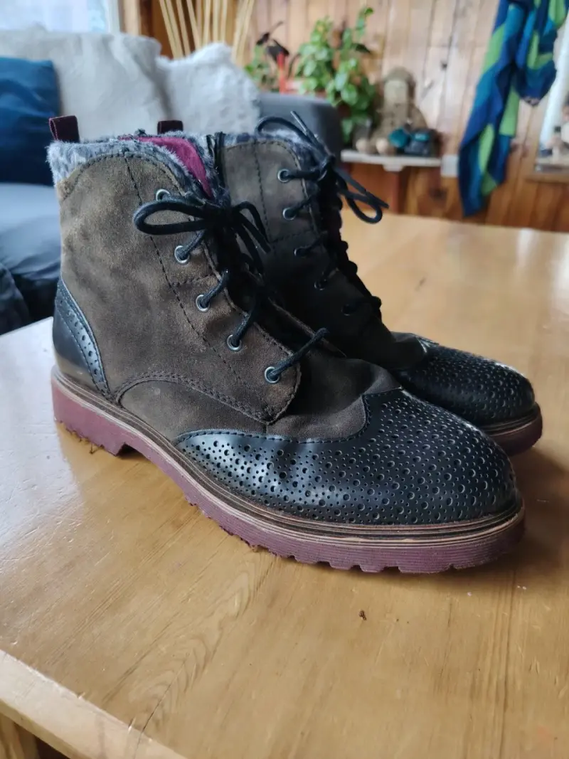 Botas de cuero Tamaris marr贸n mujer 馃槏