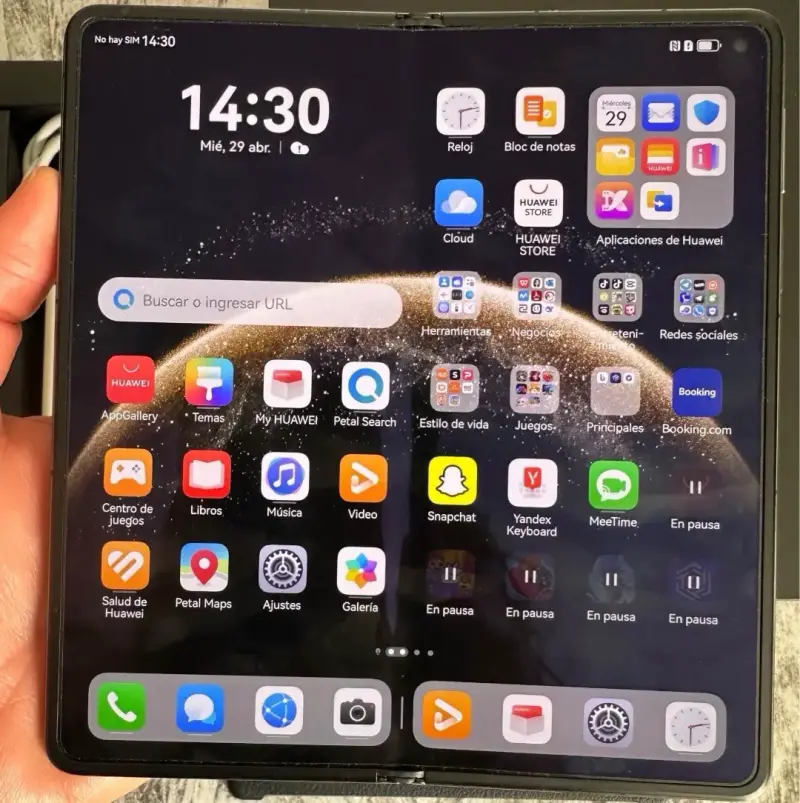 Huawei Mate X6 plegable con caja y accesorios - 2