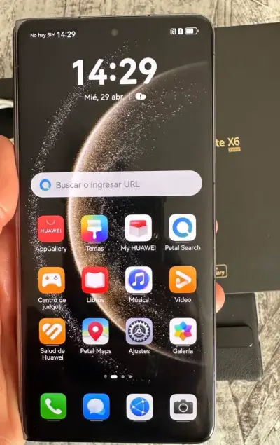 Huawei Mate X6 plegable con caja y accesorios - miniatura 5