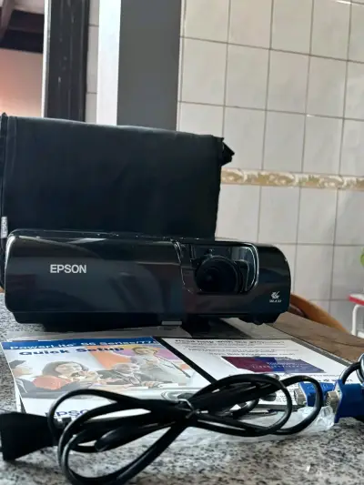 Proyector Epson PowerLite S5 con 3LCD - miniatura 3