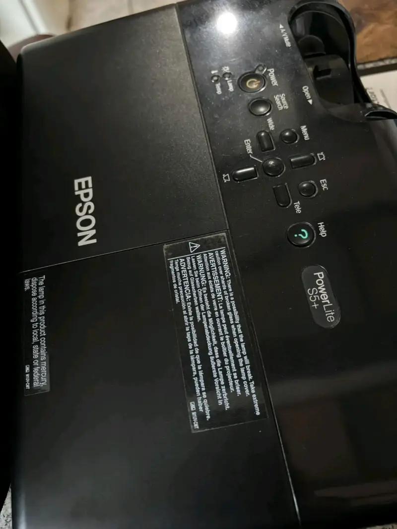 Proyector Epson PowerLite S5 con 3LCD - 5