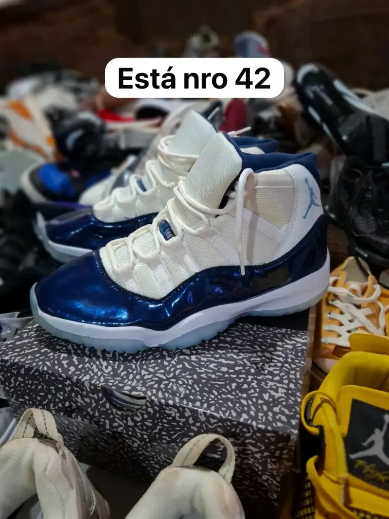 Zapatillas deportivas azul y blanco talla 42