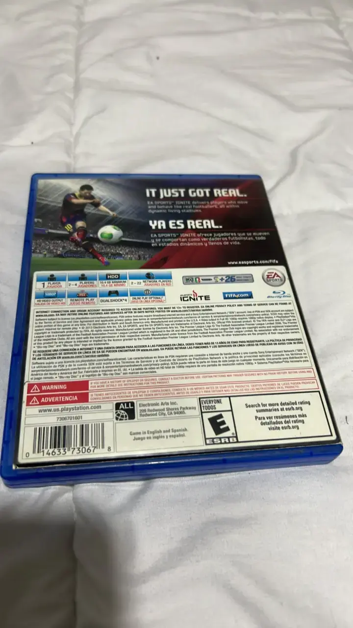 Juego FIFA 14 para PS4 en buen estado - 2