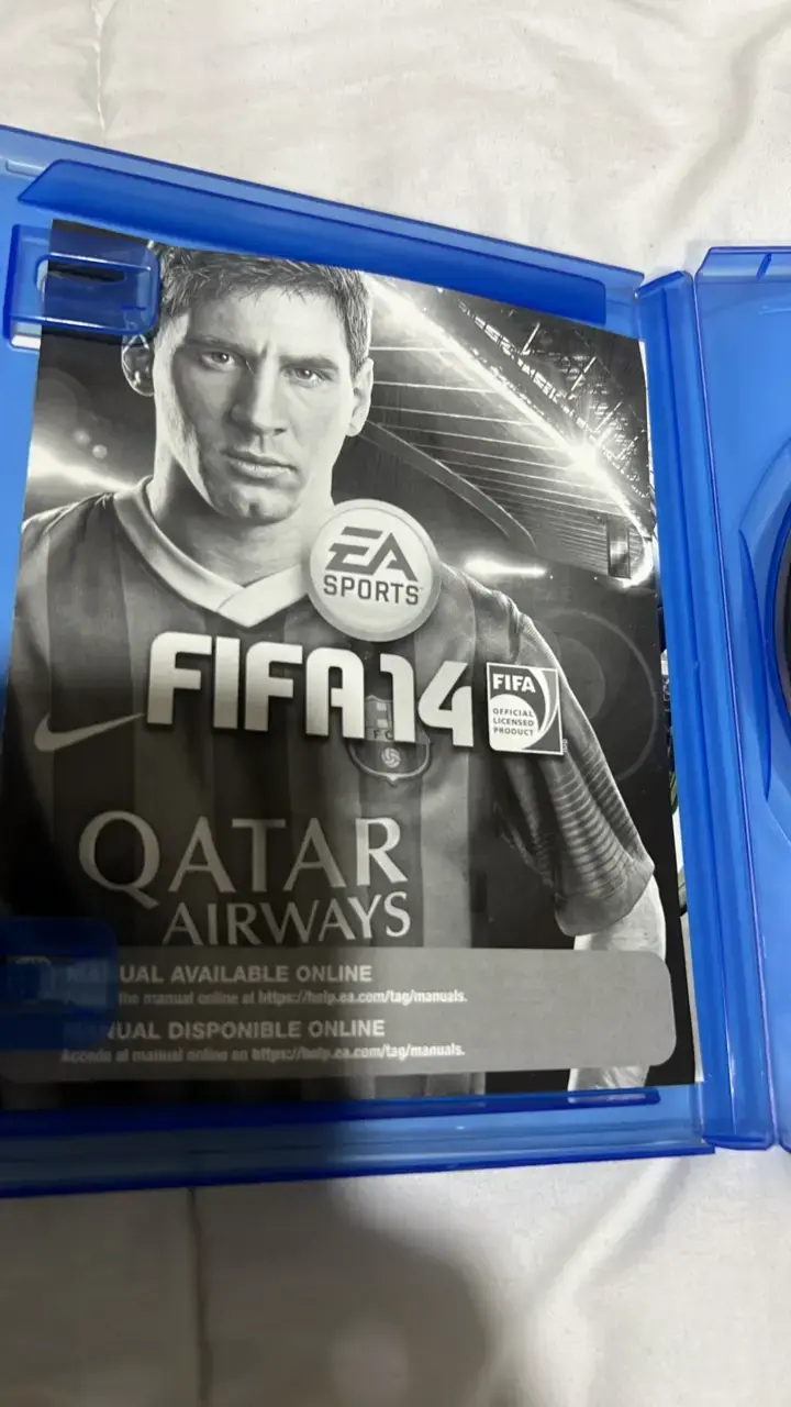Juego FIFA 14 para PS4 en buen estado - 5