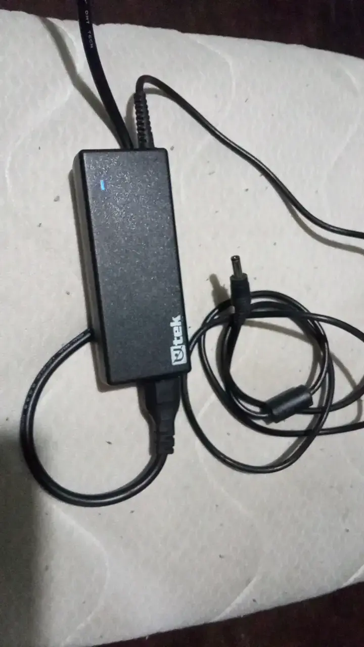 Cargador de laptop I-Tek 19V 3.42A - 5