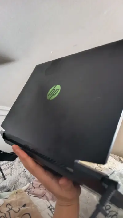 Laptop HP Pavilion 16 para gaming y productividad - miniatura 4