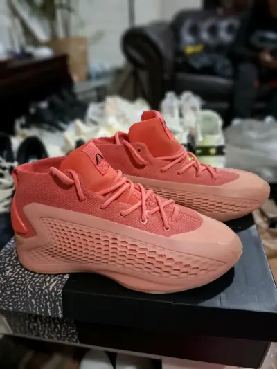 Zapatillas  Adidas  rojas para hombre - miniatura 1