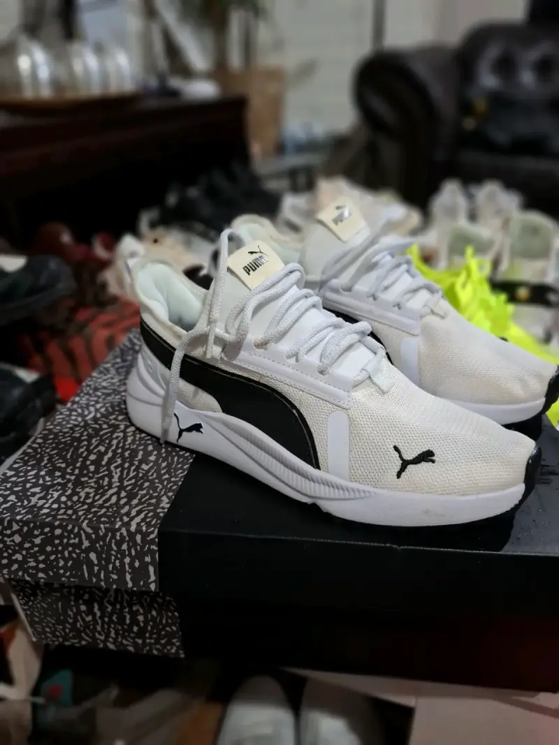 Zapatillas deportivas blancas Puma para hombre