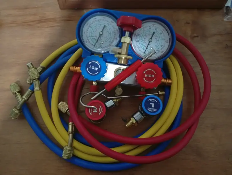 Manifold de Refrigeración con Mangueras de Colores