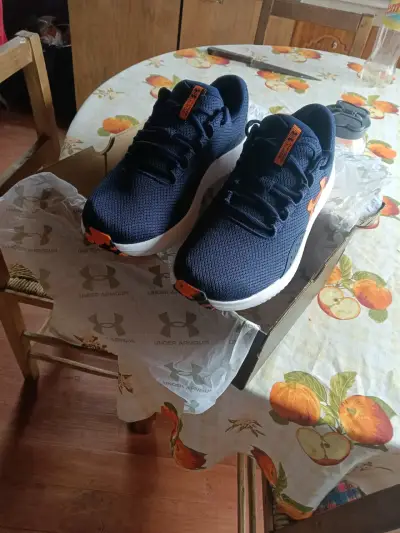 Zapatillas deportivas Under Armour azul marino - miniatura 3