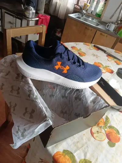 Zapatillas deportivas Under Armour azul marino - miniatura 5