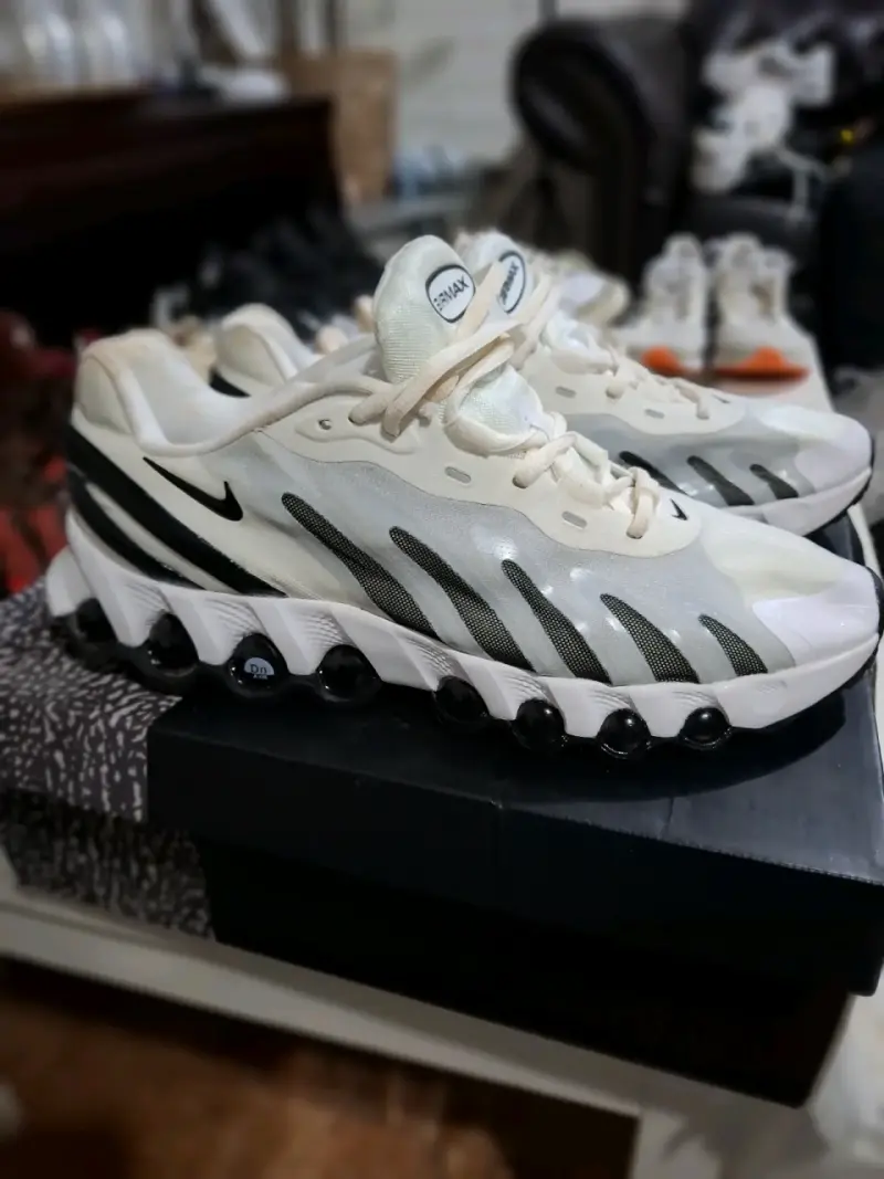 Zapatillas deportivas Nike Air Max blancas - 1