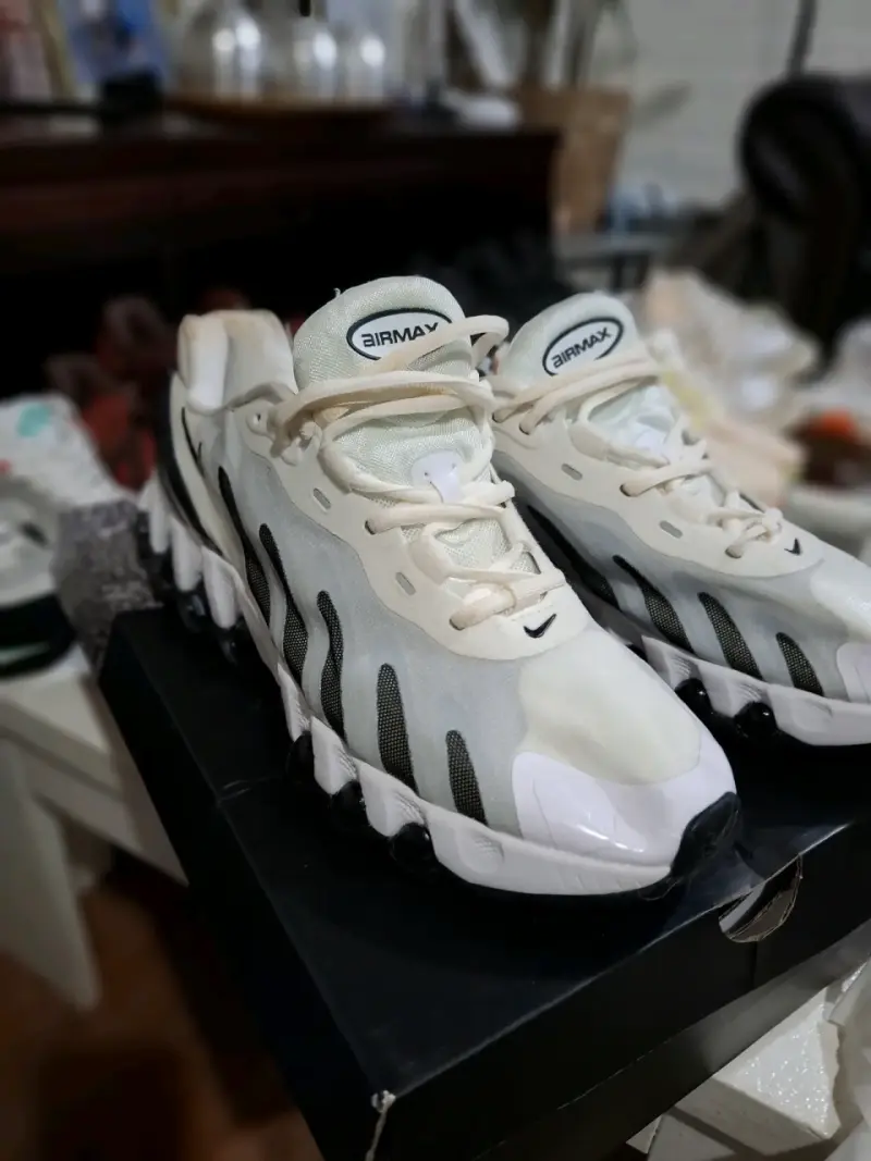 Zapatillas deportivas Nike Air Max blancas - 2