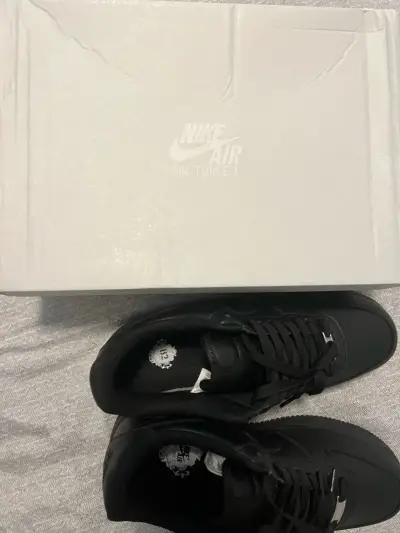 Air Force One Negras nuevas sin uso y con caja - miniatura 3