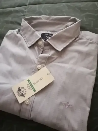 Camisa Dockers Slim Fit Gris, nueva , talla L - miniatura 1